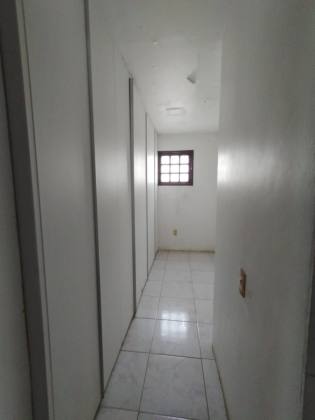 Oportunidade imperdível em Pau Amarelo, Paulista-PE Casa ampla com estrutura completa para conforto e lazer