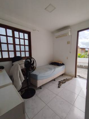 Oportunidade imperdível em Pau Amarelo, Paulista-PE Casa ampla com estrutura completa para conforto e lazer