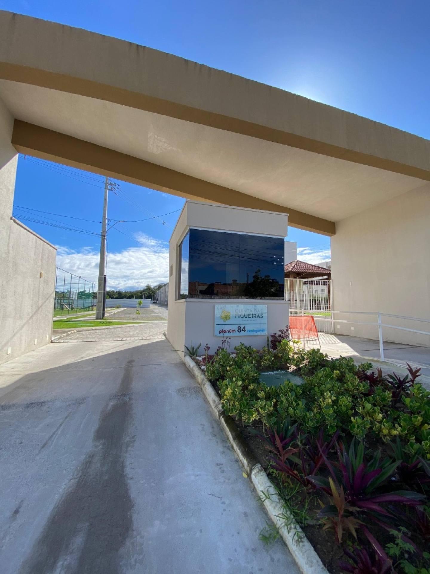 Quinta das Figueiras / 2 quartos / área de lazer completa