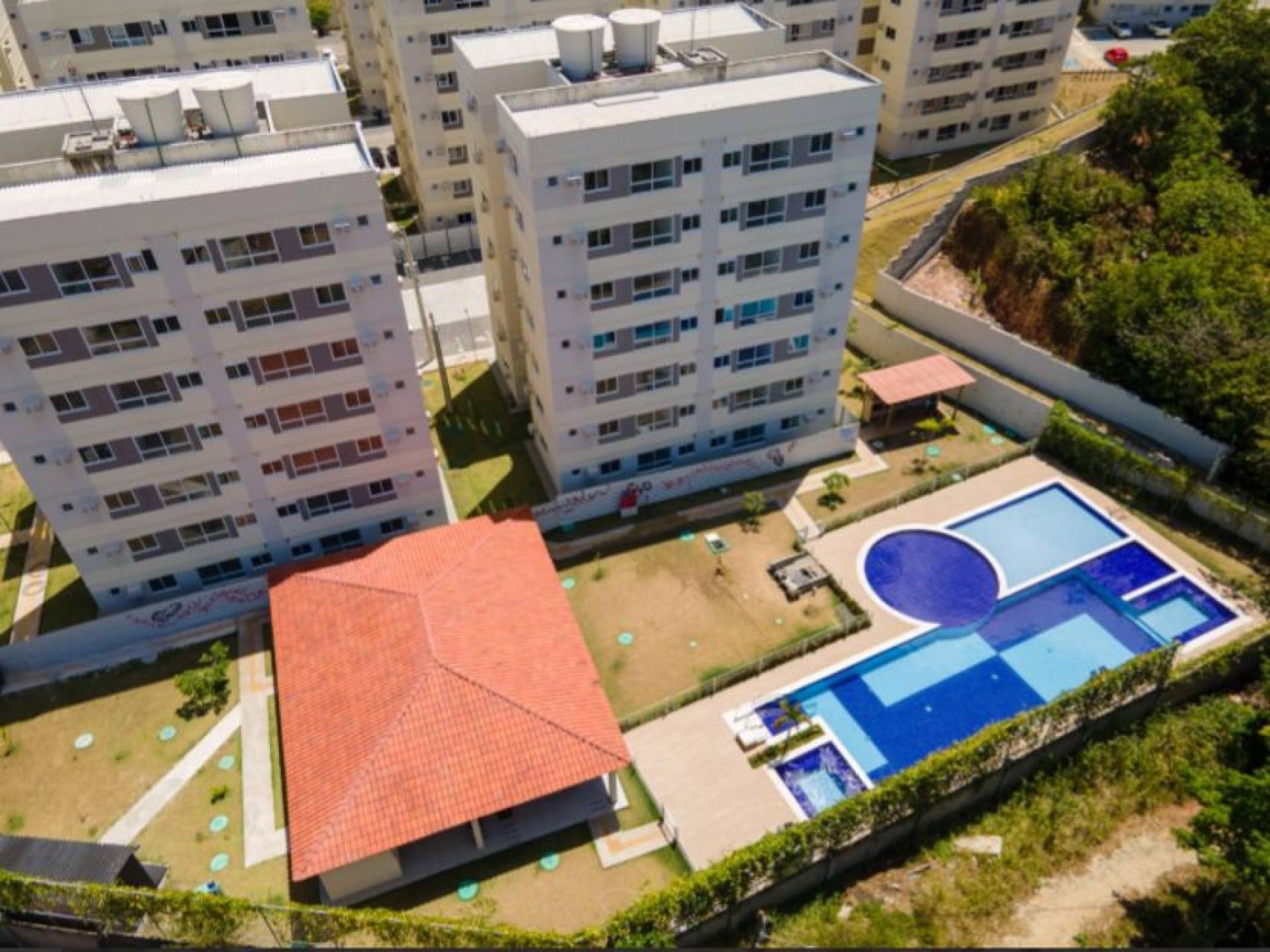 Alameda do Frio condomínio clube - Alugasse apartamento em Paulista