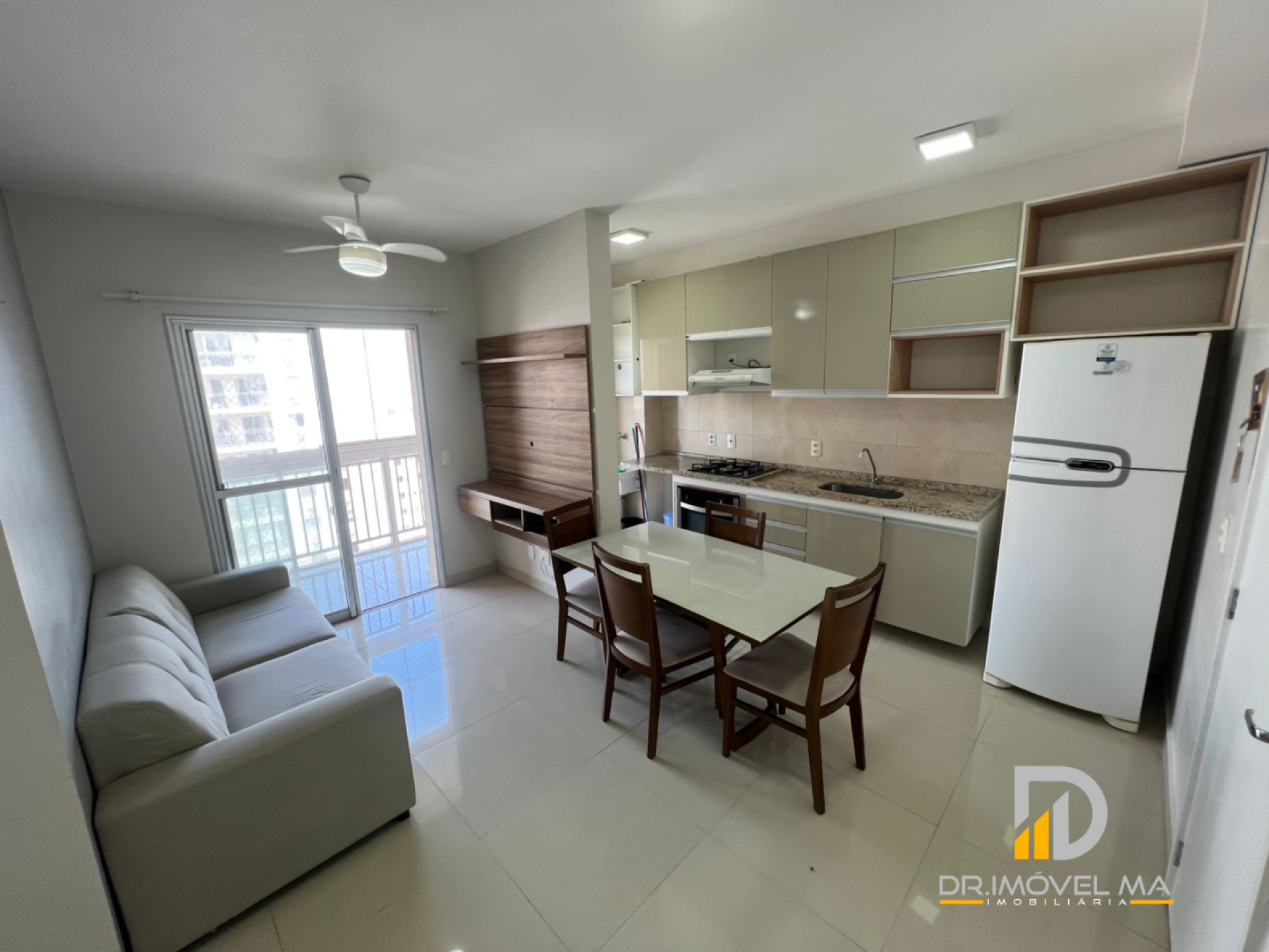 Apartamento 02 Quartos No Pleno Reformado