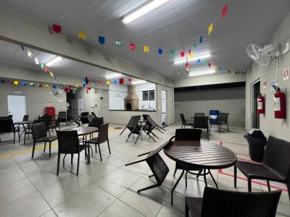 Apartamento PORTEIRA FECHADA Com Suíte No Turu