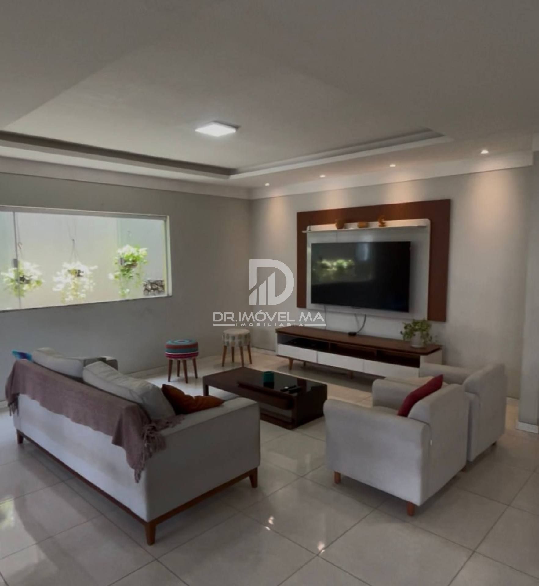 Casa 03 Suítes Na Coheb Reformada e com Energia Solar