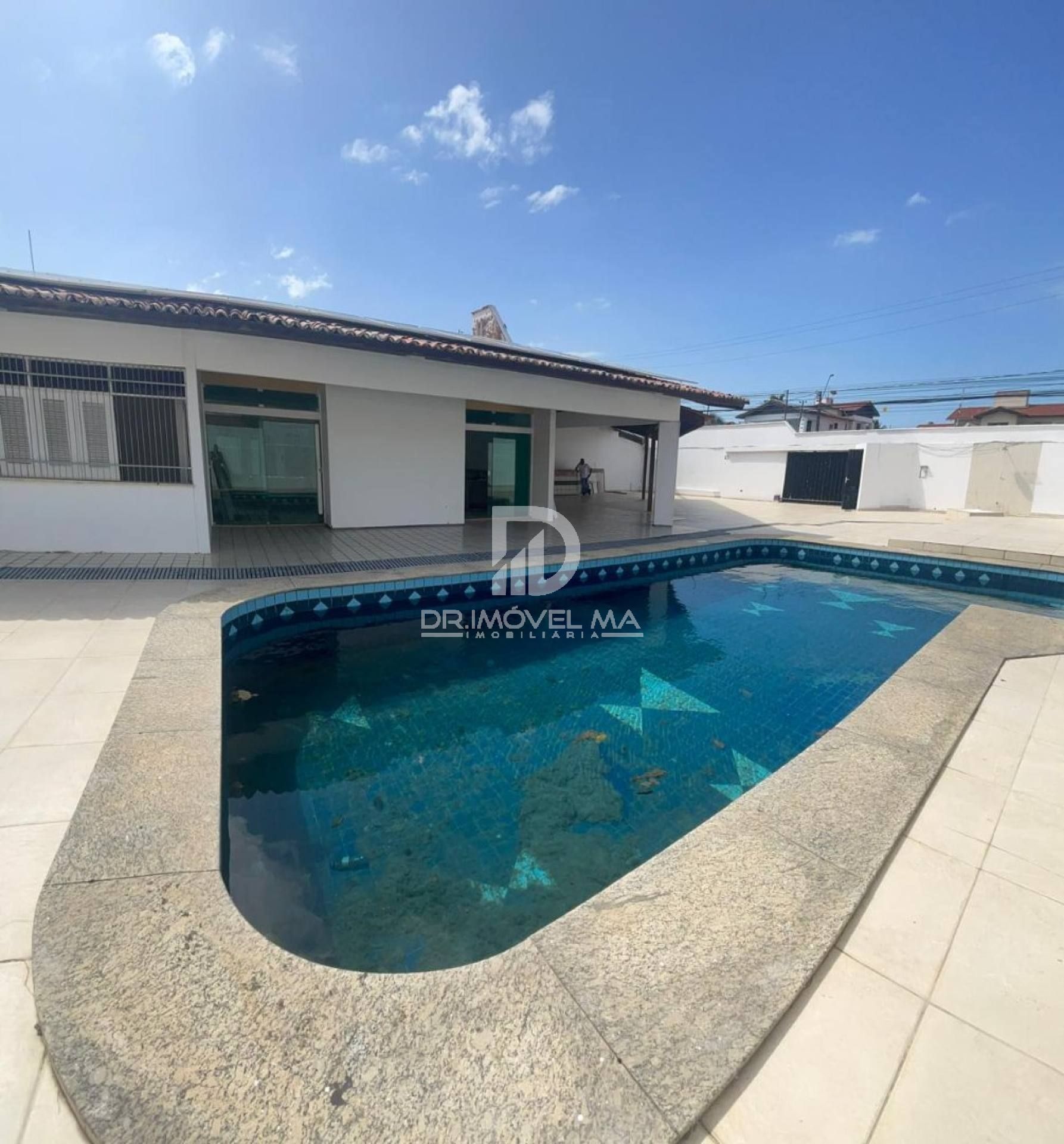 Casa 06 Quartos No Calhau