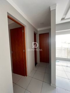 Apartamento 02 Quartos Reformado no Condomínio Space Calhau I