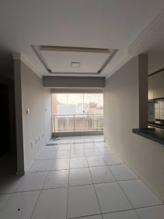 Apartamento 02 Quartos Reformado no Condomínio Space Calhau I