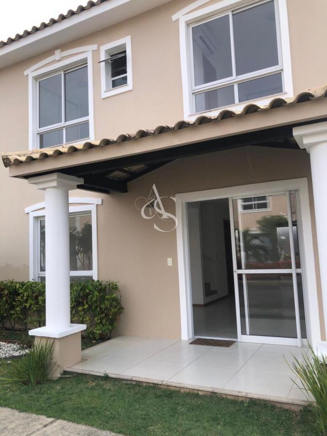 Casa em Condomínio no bairro Stella Maris