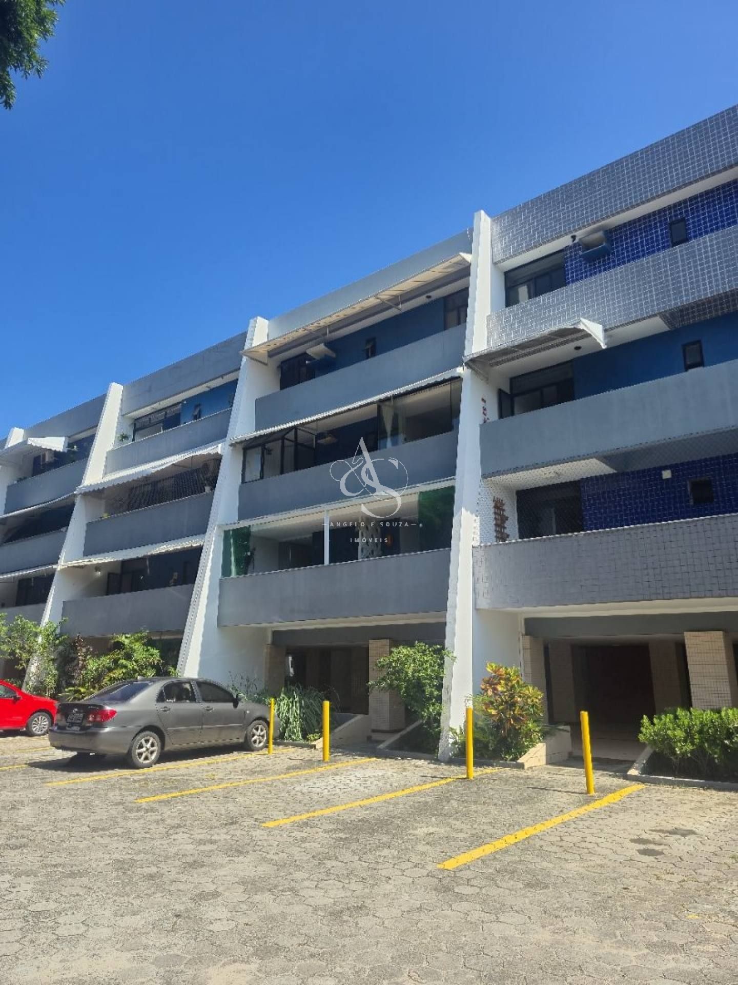 Apartamento Para Vender com 3 quartos 1 suítes no bairro Piatã em Salvador