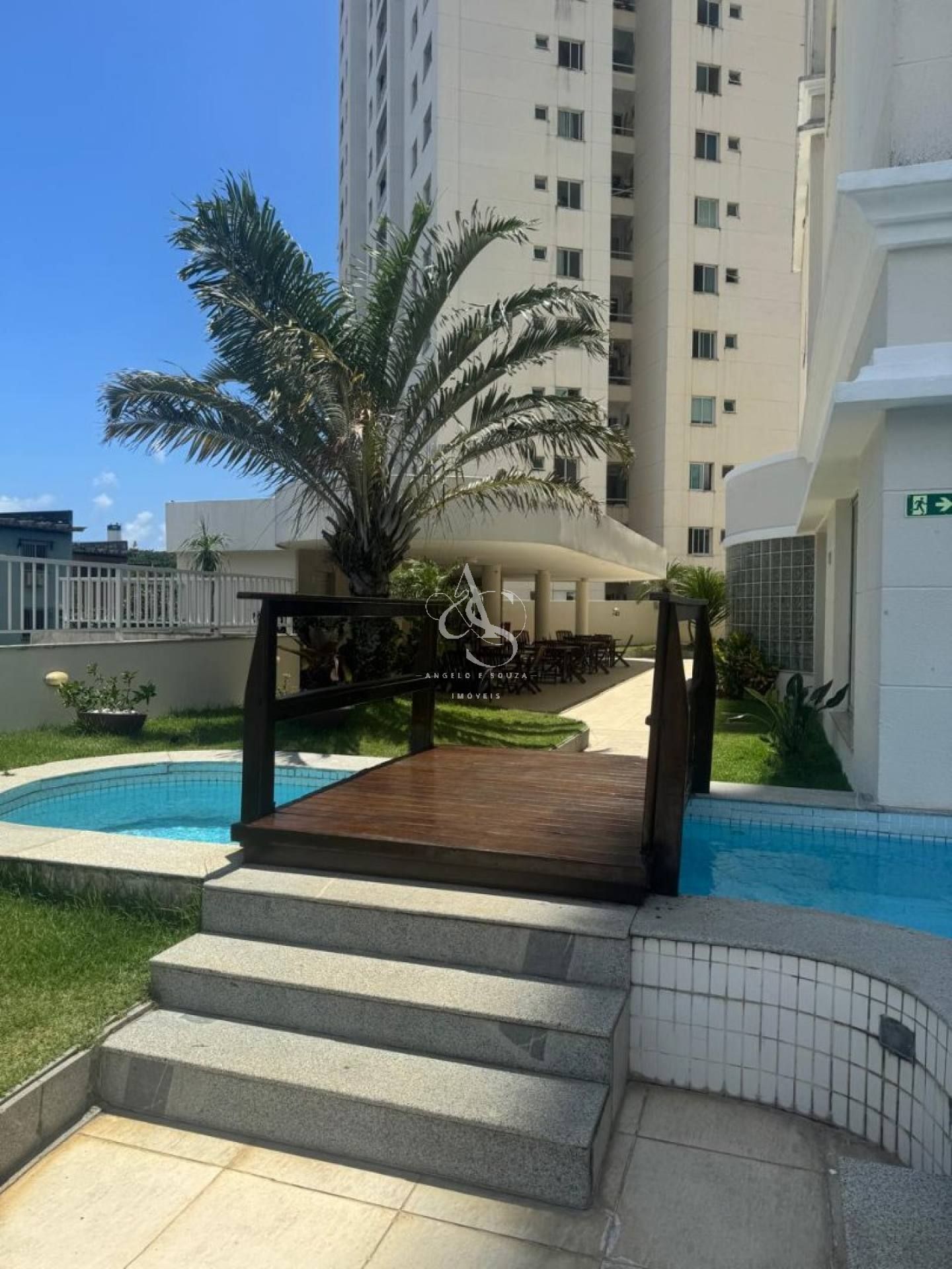 Apartamento Para Vender com 3 quartos 1 suítes no bairro Imbui em Salvador