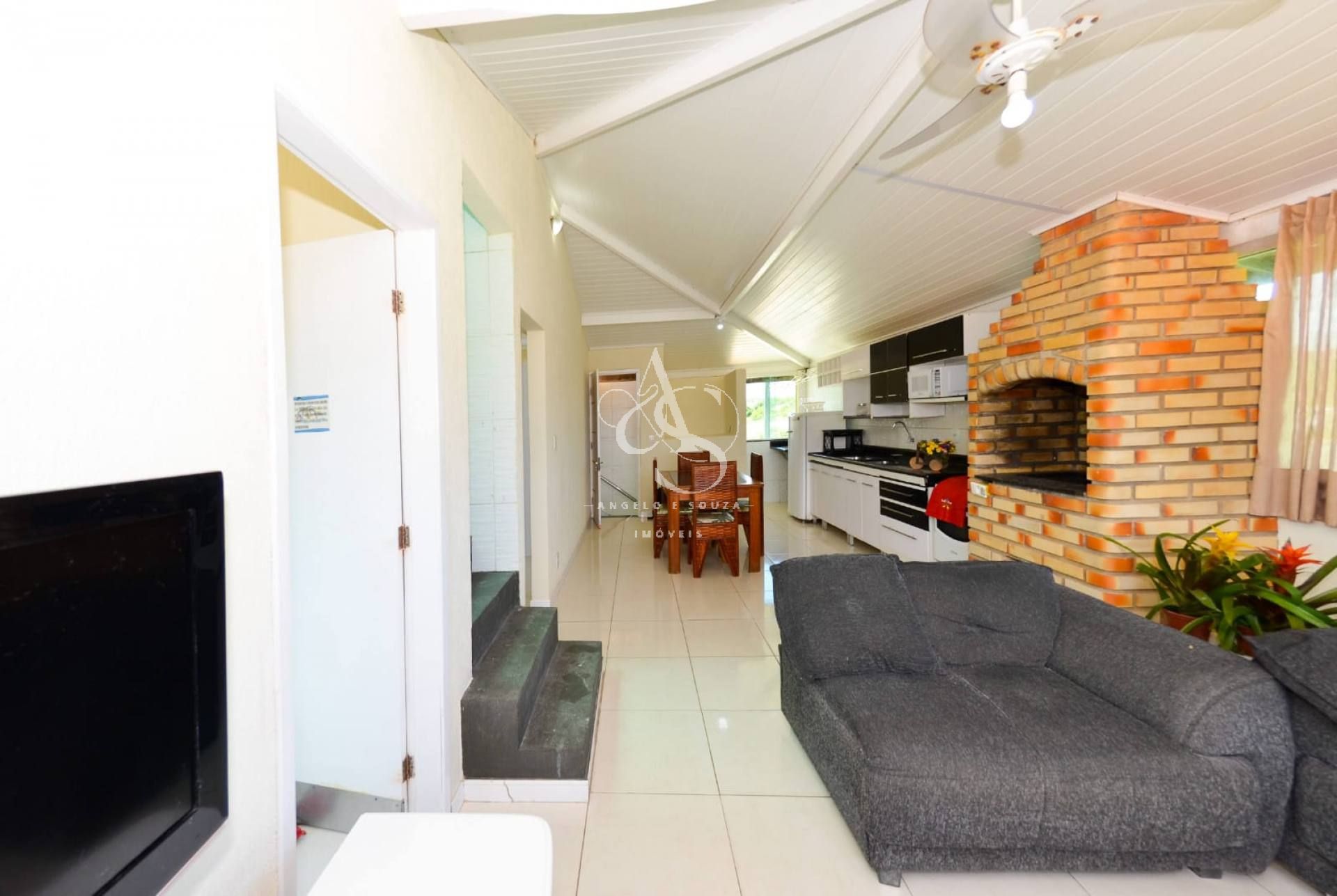 Casa de Condomínio Para Vender com 5 quartos 3 suítes no bairro Stella Maris em Salvador