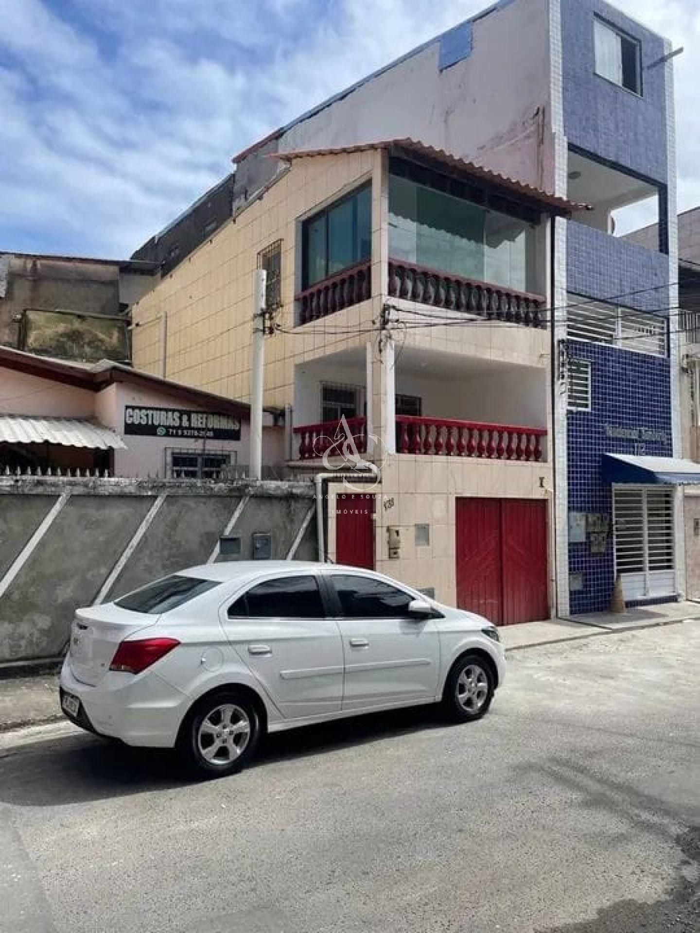 Casa Para Vender com 2 quartos no bairro Boca do Rio em Salvador