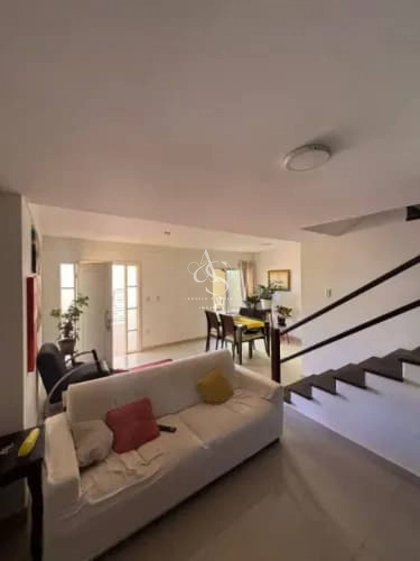 Apartamento Para Vender com 4 quartos 1 suítes no bairro Ipitanga em Lauro De Freitas