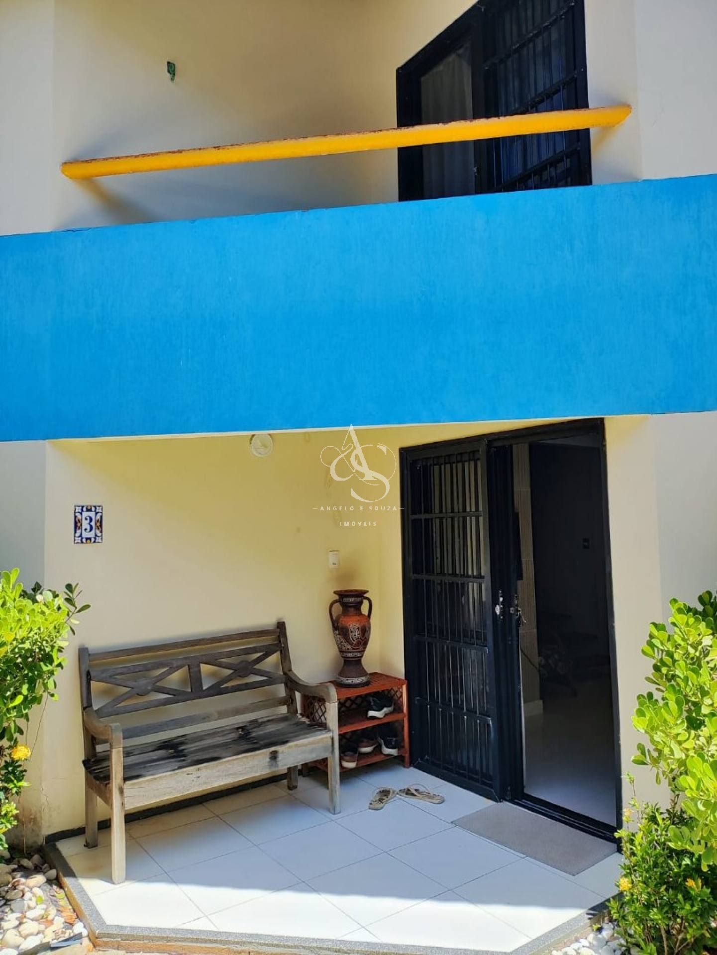 Apartamento Para Vender com 3 quartos 2 suítes no bairro Praia do Flamengo em Salvador