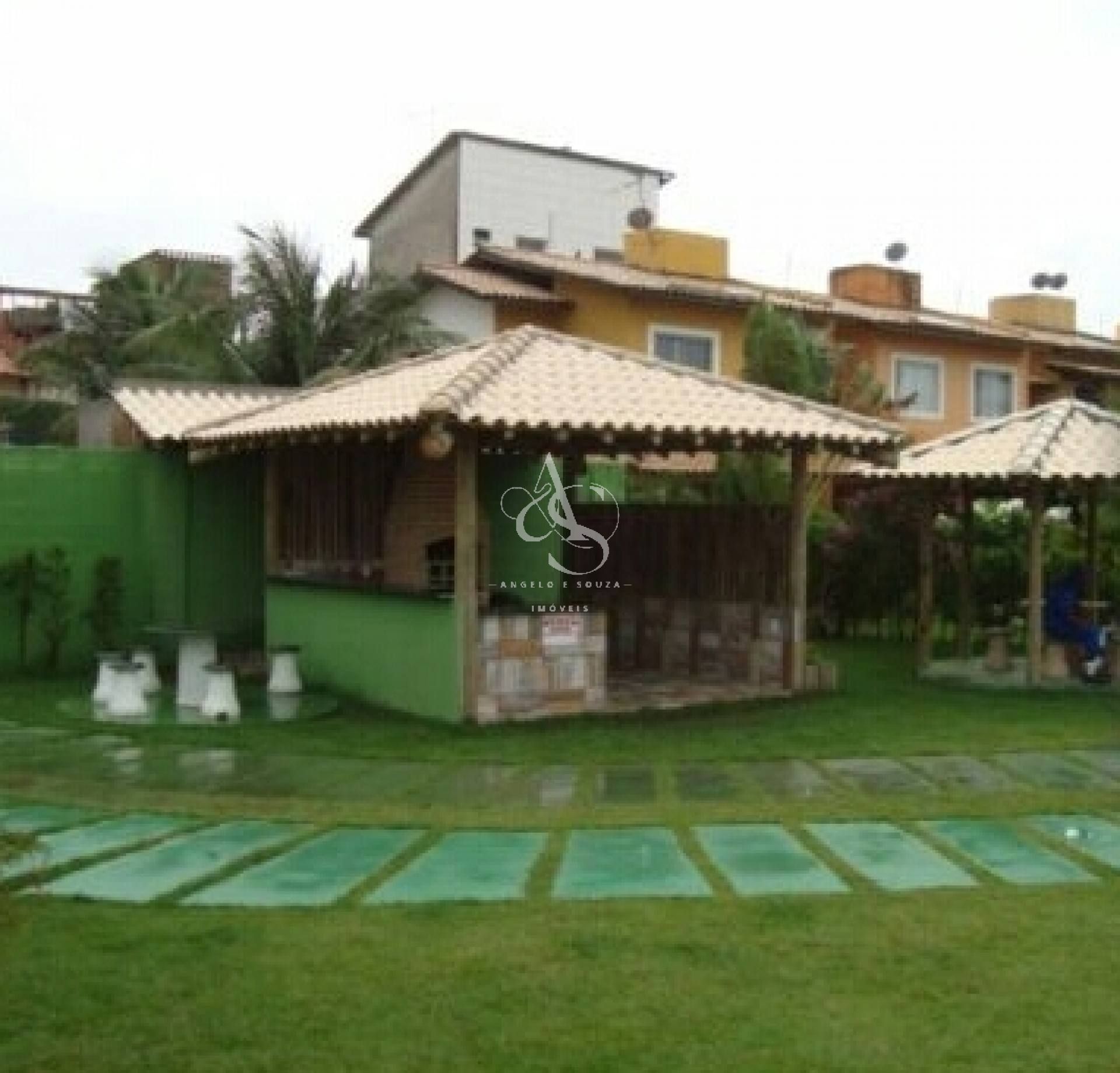 Casa de Condomínio com 4 Suítes à venda, 200m² - Stella Maris