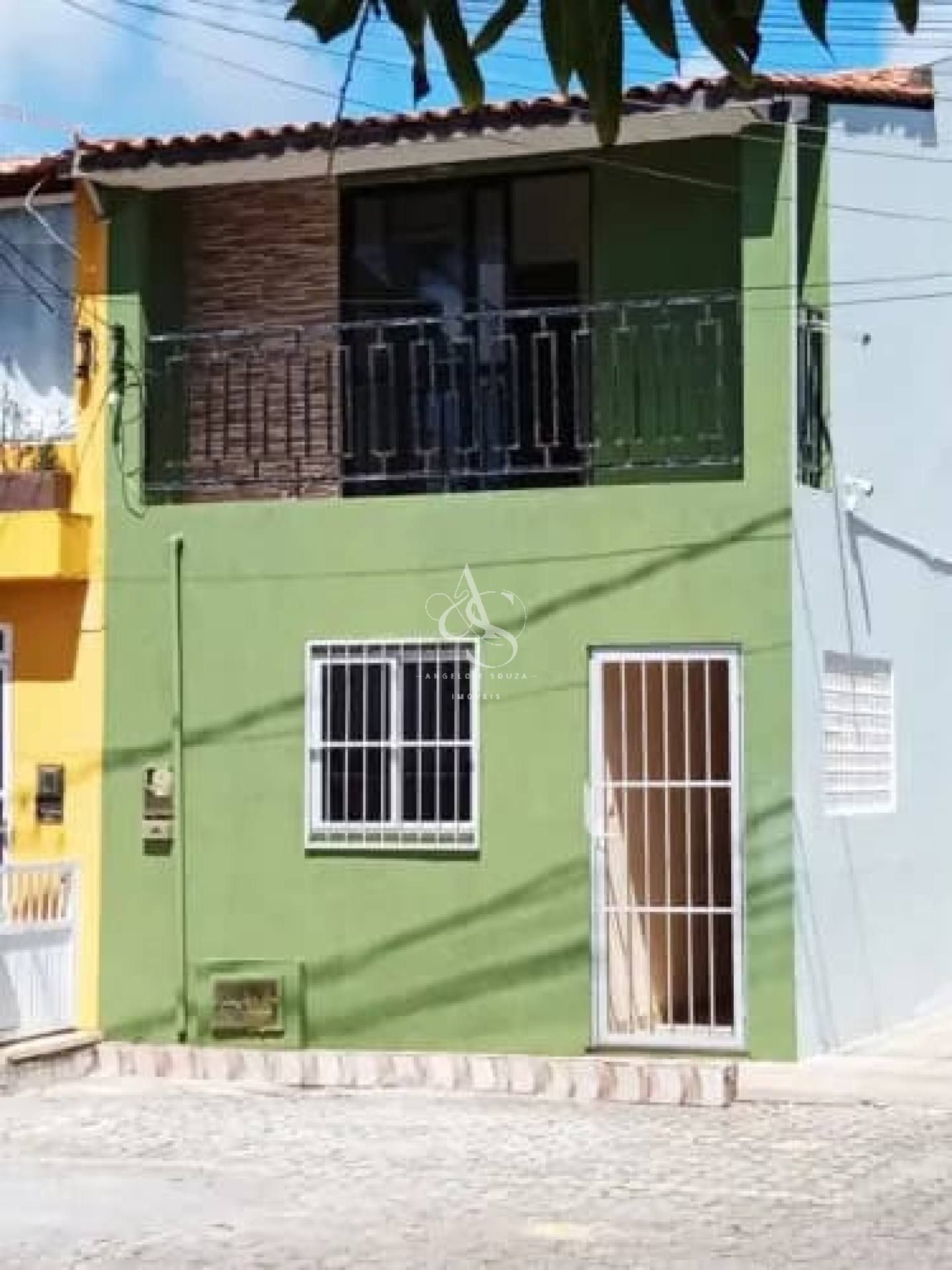 Casa Para Vender com 3 quartos no bairro Stella Maris em Salvador