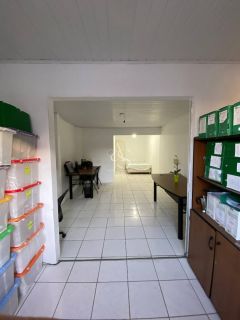 Oportunidade única: Casa com ponto comercial