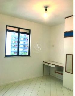 Apartamento Para Alugar com 3 quartos no bairro Caminho das Árvores em Salvador