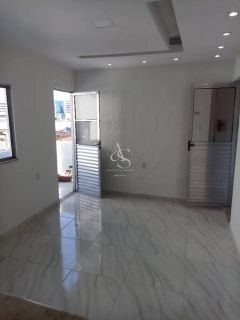 Casa Para Vender com 2 quartos no bairro Itapuã em Salvador