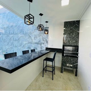 Casa Semi Mobiliada á venda em Lauro de Freitas