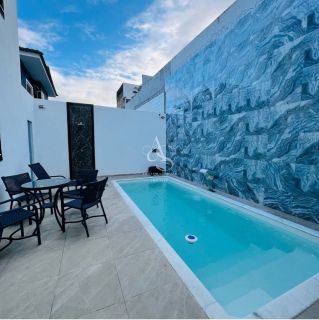 Casa Semi Mobiliada á venda em Lauro de Freitas
