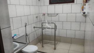 Casa Para Alugar com 3 quartos no bairro Itapuã em Salvador