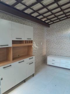 Apartamento térreo à venda em Itapuã – 2 Quartos, 97m², 2 Vagas – R$ 480.000