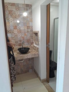 Apartamento térreo à venda em Itapuã – 2 Quartos, 97m², 2 Vagas – R$ 480.000