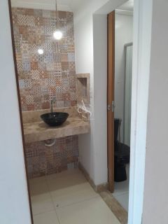 Apartamento térreo à venda em Itapuã – 2 Quartos, 97m², 2 Vagas – R$ 480.000