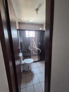 Casa e ponto comercial Para Vender com 3 quartos 1 suítes no bairro Stella Maris em Salvador