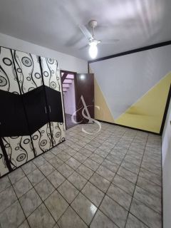 Casa e ponto comercial Para Vender com 3 quartos 1 suítes no bairro Stella Maris em Salvador