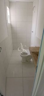 Vende-se casa solta em condomínio fechado na Praia do Flamengo!