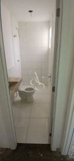 Vende-se casa solta em condomínio fechado na Praia do Flamengo!