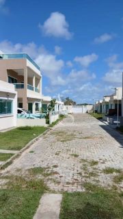 Vende-se casa solta em condomínio fechado na Praia do Flamengo!