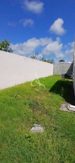 Vende-se casa solta em condomínio fechado na Praia do Flamengo!