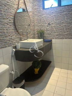 Residência Exclusiva Pé na Areia – Praia do Flamengo – Piscina, Espaço Gourmet e Lazer Completo