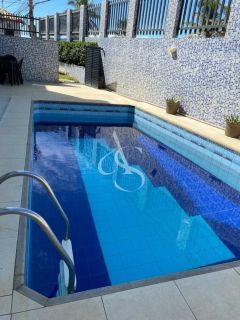 Residência Exclusiva Pé na Areia – Praia do Flamengo – Piscina, Espaço Gourmet e Lazer Completo