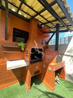 Residência Exclusiva Pé na Areia – Praia do Flamengo – Piscina, Espaço Gourmet e Lazer Completo