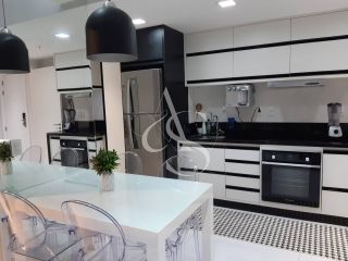 Apartamento Moderno e Sofisticado – Vista 180° da Paralela, Mobiliado, Locação/Venda