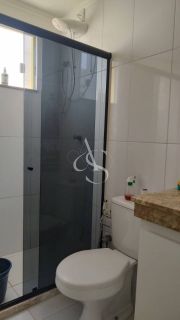 Casa Duplex Solta em condomínio fechado.  Condomínio com 9 casas.