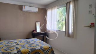 Casa Duplex Solta em condomínio fechado.  Condomínio com 9 casas.