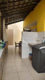 Casa Duplex Solta em condomínio fechado.  Condomínio com 9 casas.