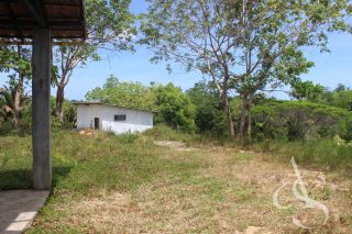 Sítio beira Barragem Santa Helena – 20,1 ha estruturados, casa sede charmosa e energia solar – Mata de São João – R$ 1.300.000