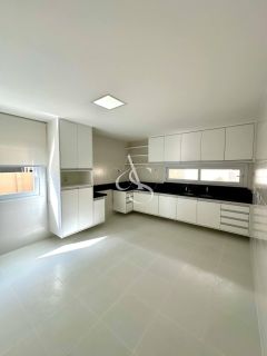 Casa 5 Suítes Luxo no Alphaville Litoral Norte 1 - Piscina Privativa e Suíte Térrea!