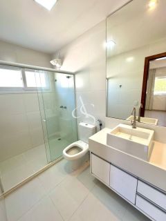 Casa 5 Suítes Luxo no Alphaville Litoral Norte 1 - Piscina Privativa e Suíte Térrea!