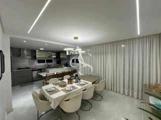 Mansão de Luxo no Alphaville Litoral Norte 1 – 5 Suítes, Piscina e Acabamento Exclusivo