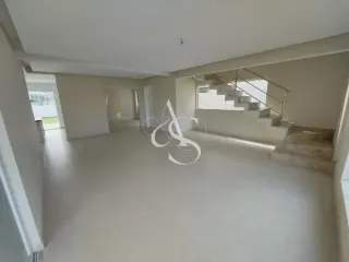 Casa de Alto Padrão 4 Suítes + Energia Solar – Terras Alphaville