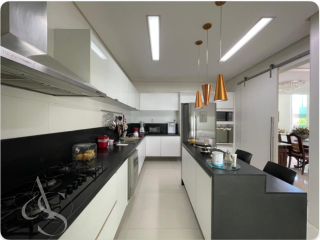 ALUGA-SE CASA DE ALTO PADRÃO – MOBILIADA Busca Vida | Abrantes – Camaçari/BA