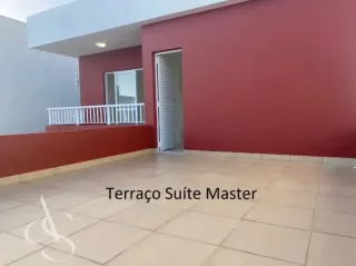 Casa de Condomínio com 3 Quartos e 4 banheiros à Venda, 203 m² por R$ 900.000