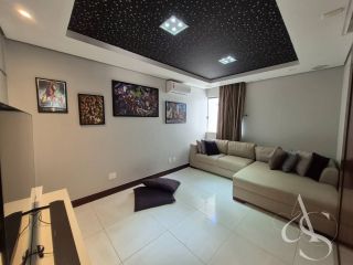 CASA COM 3 SUÍTES E EXCELENTE ACABAMENTO, LAURO DE FREITAS COM ENERGIA SOLAR