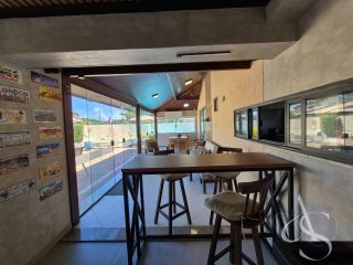 CASA COM 3 SUÍTES E EXCELENTE ACABAMENTO, LAURO DE FREITAS COM ENERGIA SOLAR